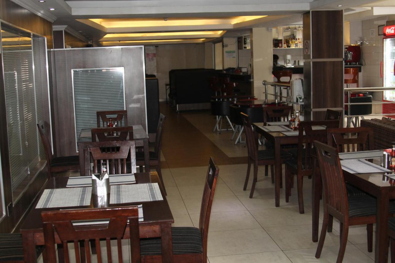Airport Landing Hotel Nairobi Exterior foto